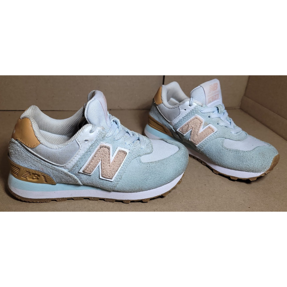 New Balance 574 Grade School Sneakers shoes size 11 Clean